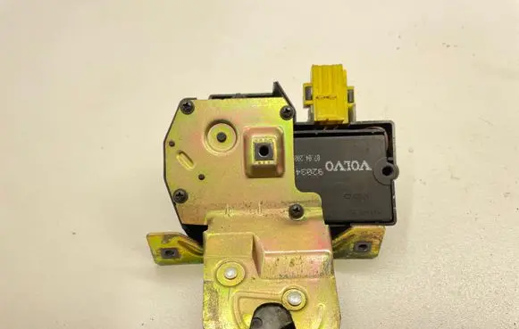 Volvo S80 Tailgate/trunk/boot lock/catch/latch