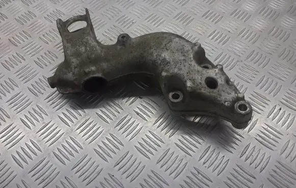 Citroen Berlingo Engine mounting bracket 9637025680