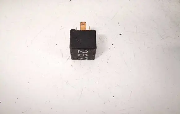 Audi A4 S4 B5 8D Other relay 443919578c 899519
