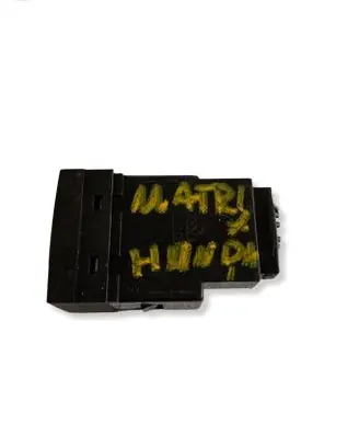 Hyundai Matrix Light switch 9337017001