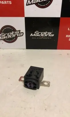 Audi A8 S8 D3 4E Battery relay fuse 4F0915519