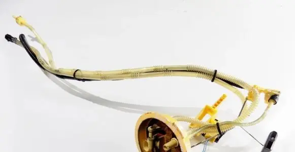 BMW 3 E90 E91 Fuel level sensor 