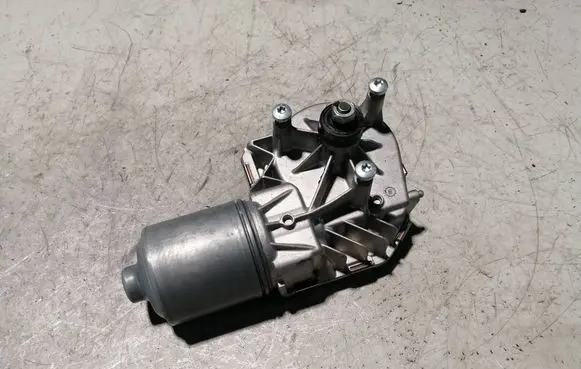 Mercedes-Benz C W204 Wiper motor 1397220567 0390241843