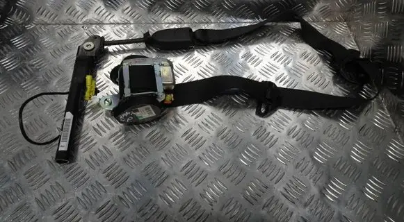 Opel Zafira C Front seatbelt