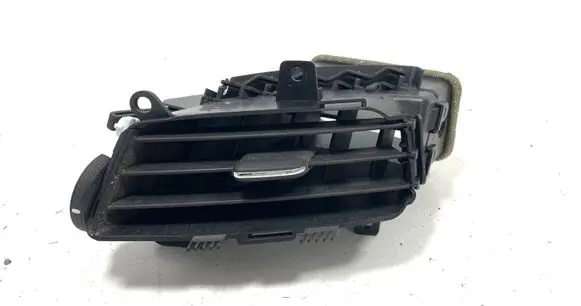 Chevrolet Volt I Dash center air vent grill 25937428 SP16912