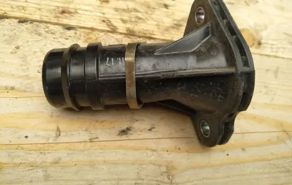 Hyundai Kona I Thermostat/thermostat housing 2563104012