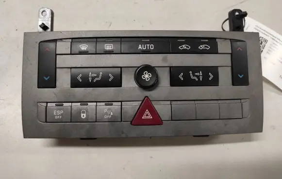 Citroen C5 Climate control unit 96573328YW VP4PUH18C612MH FNIB0C3159