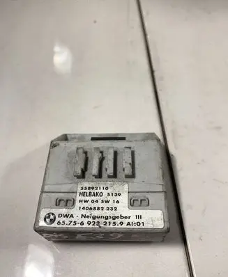BMW 5 E39 Yaw turn rate sensor 657569232159
