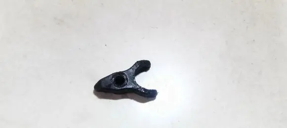 Toyota Corolla E120 E130 Fuel Injector clamp holder