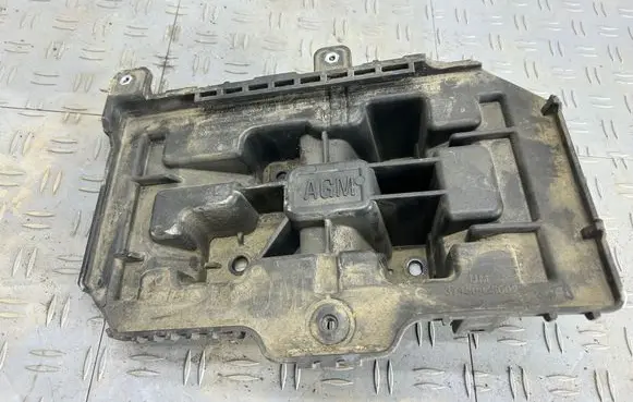 KIA Sorento Battery tray 37150C5002