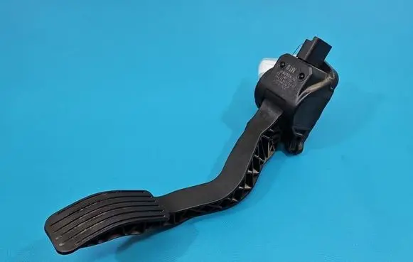 Citroen C4 I Accelerator throttle pedal 9684378880 IMPRK1600863