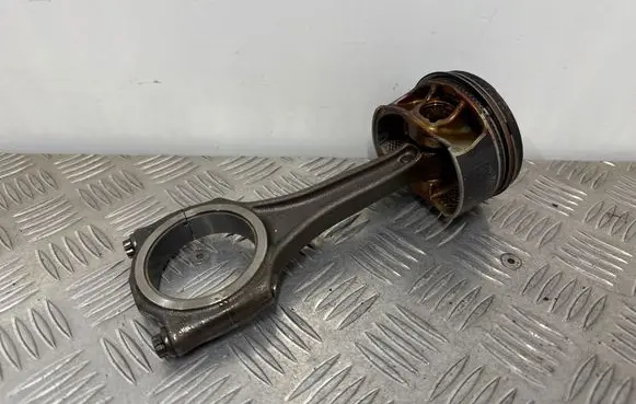 Audi A4 S4 B9 8W Connecting rod/conrod R6MK 06M099C