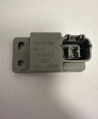 Toyota Avensis T250 Light washer relay 8594205040