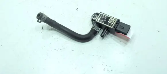 Volkswagen PASSAT B8 Exhaust gas pressure sensor 03N906051B