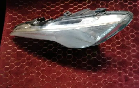 Hyundai i40 Front fog light 922013z010