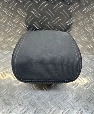 Peugeot 308 Rear seat headrest 