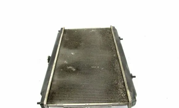 Nissan Almera N16 Coolant radiator