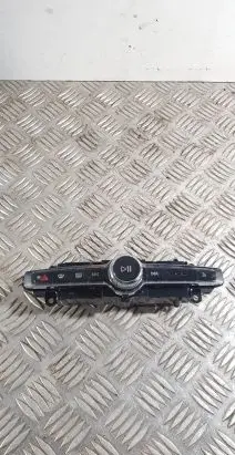 Volvo XC90 Head unit multimedia control 31346789
