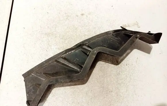 Volkswagen PASSAT B6 Front bumper mounting bracket 3c0807889