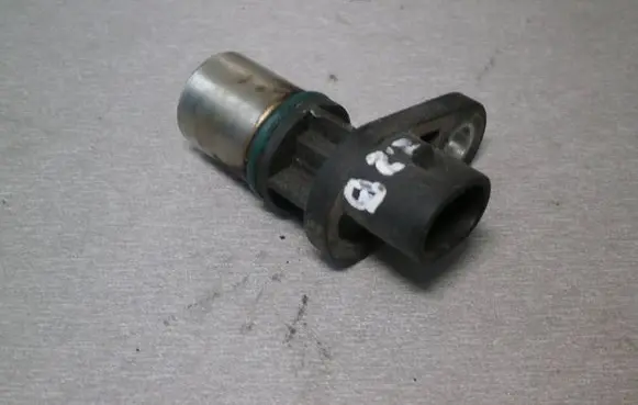 Opel Vectra C Crankshaft position sensor 12567712