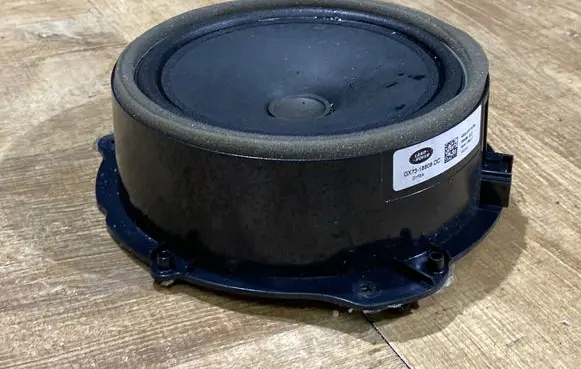 Jaguar XE Front door speaker GX7318808DC D1P2A