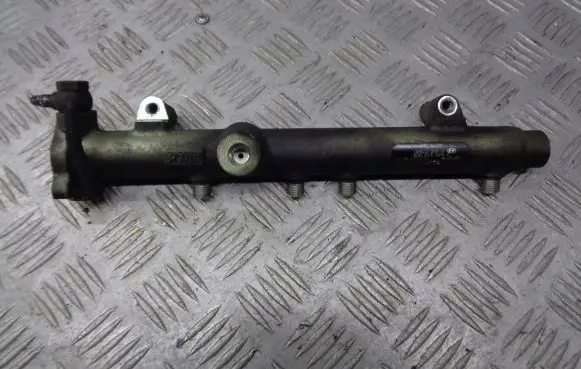 Hyundai Matrix Fuel main line pipe 31400-27500