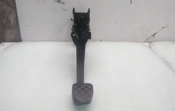 Clutch pedal