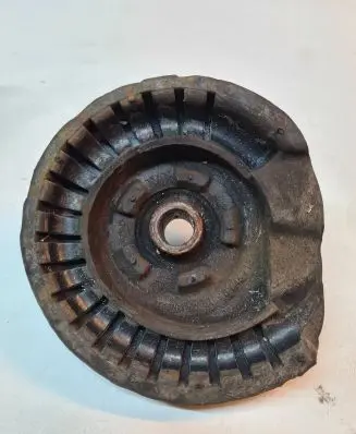 Volvo S60 Coil spring mount 8646713