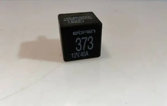 Audi A6 S6 C5 4B Other relay 8D0951253A 8D0951253