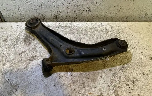 Mazda 2 Front lower control arm/wishbone