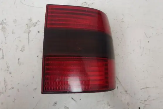 Volkswagen PASSAT B4 Rear/tail lights
