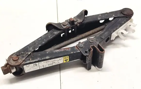 Ford Fusion II Lift Jack ES7C17A078AA
