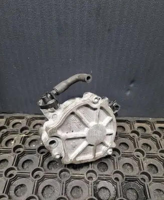Volvo V60 Vacuum pump 9804021880 3C21904Y