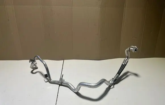 Air conditioning (A/C) pipe/hose