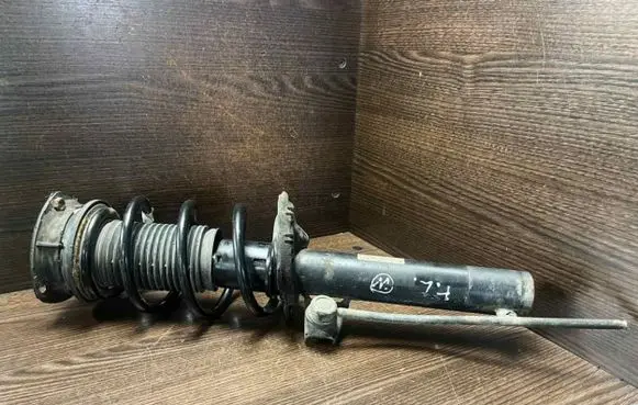 Volkswagen PASSAT B8 USA Front shock absorber/damper 3Q0413031 824904000457