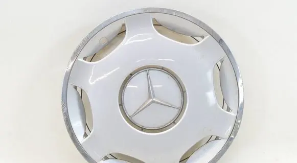Mercedes-Benz E W124 R15 wheel hub/cap/trim 1244011424