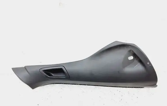 BMW X5 E70 (C) pillar trim 7154838