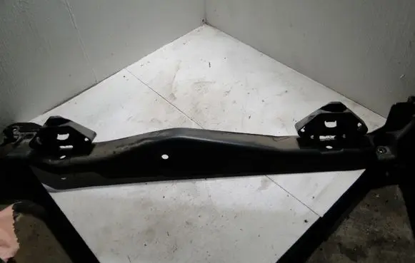 Renault Laguna III Fender mounting bracket 031220001R 901270001R