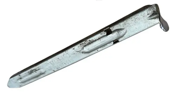 Volvo V70 Headlight/headlamp mounting bracket 30678340