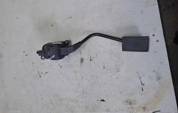 Peugeot 508 RXH Accelerator throttle pedal 9686212980
