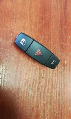 BMW 1 E82 E88 Hazard light switch 6945603