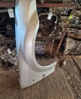 Chrysler 300 - 300C Fender