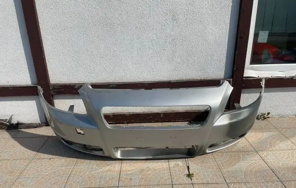 Volvo C70 Front bumper 30787383 3O787383 30787388