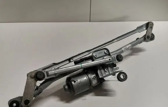 Audi Q5 SQ5 Front wiper linkage 8R1955119A