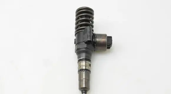 Audi A3 S3 8P Fuel injector 03G130073B