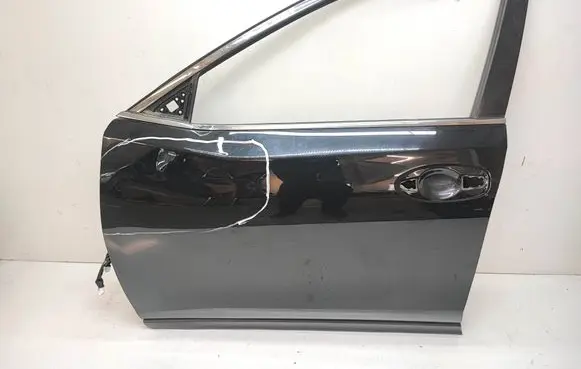 Nissan X-Trail T32 Front door 