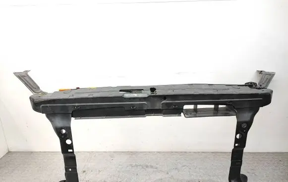 Skoda Yeti (5L) Radiator support slam panel 5L0805591