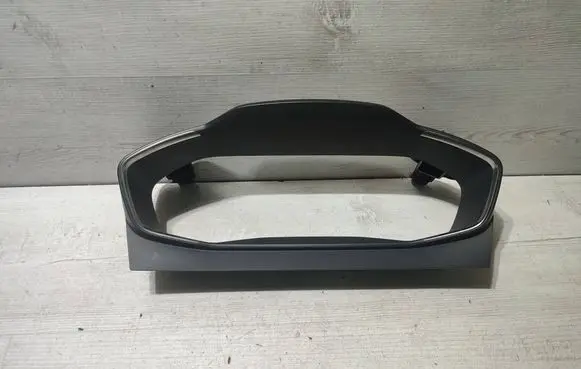 Peugeot 2008 II Dashboard trim