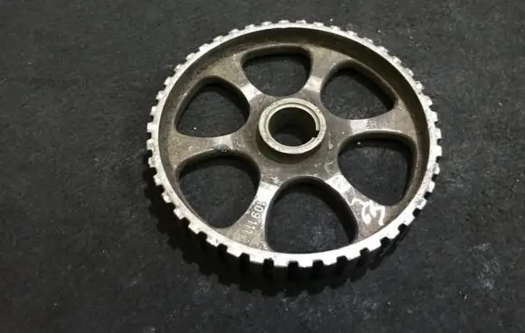 Audi A6 S6 C5 4B Camshaft pulley/ VANOS 109111b
