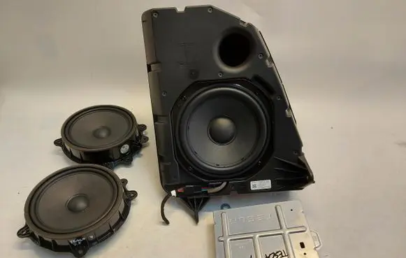 Tesla Model Y Audio system kit 1507152-01-B-JLK01